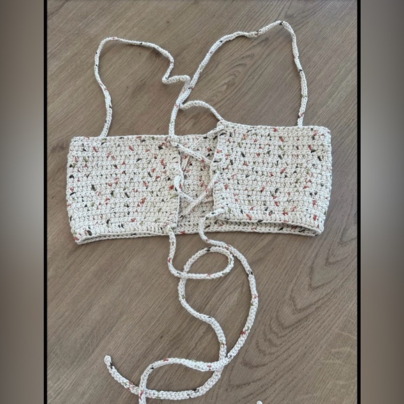 Hand crochet bra top - Picture 3 of 4
